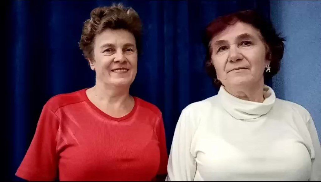 Танцуя, пенсионеры отдыхают и душой, и телом