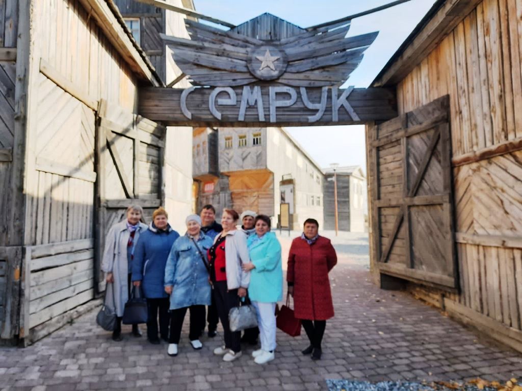 В Декаду пожилого человека орловские пенсионеры побывали на экскурсии в Лаишеве