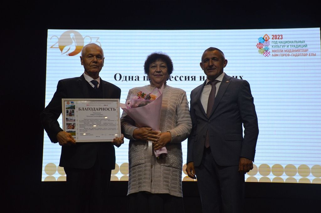 Лаешта педагогларны хөрмәтләделәр