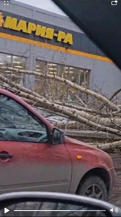 Ураган в Сибири унес несколько жизней