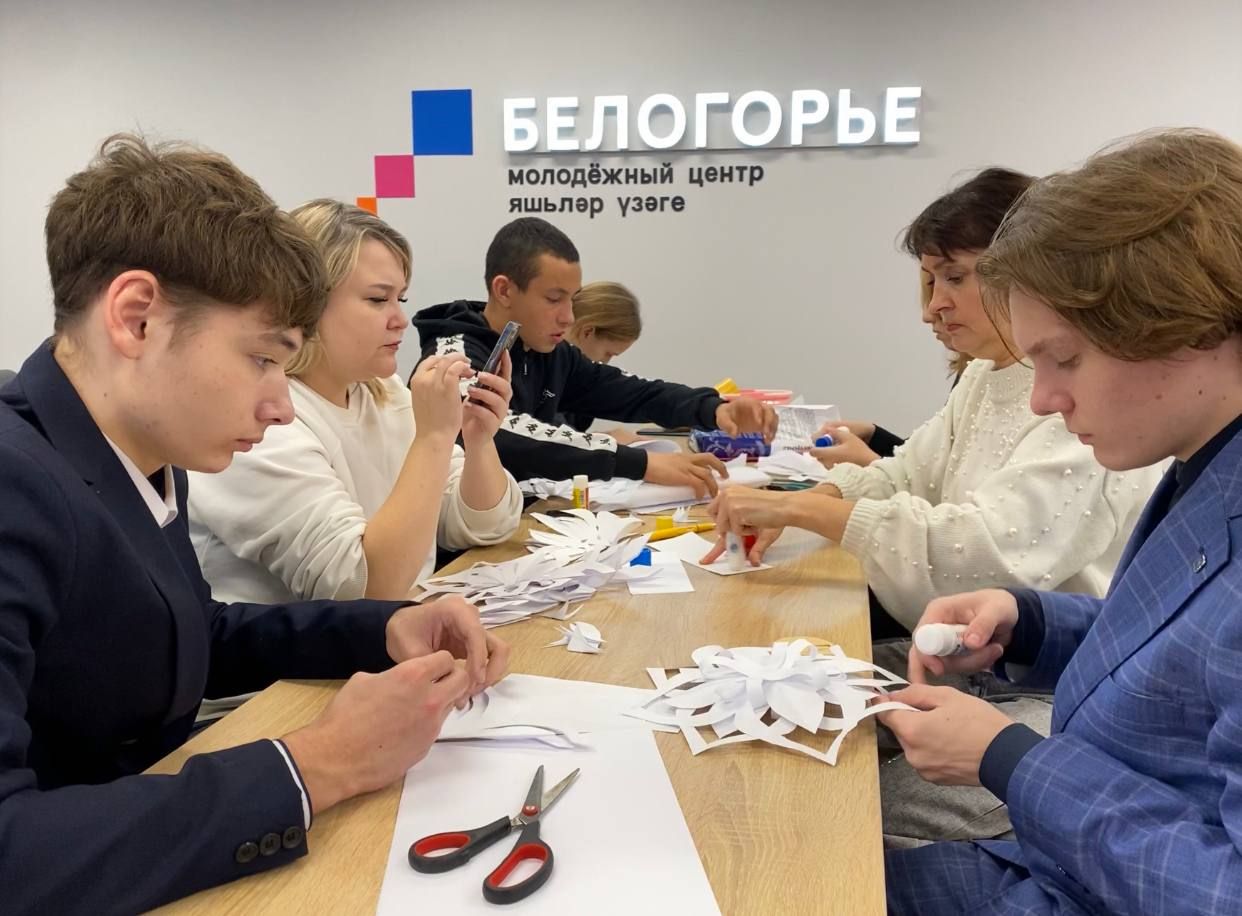 В молодежном центре «Белогорье» активная молодежь голосовала на выборах