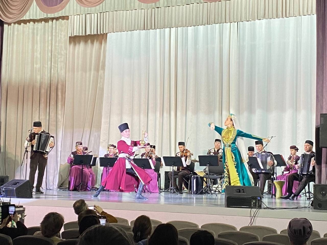 В Лаишевском районе дал концерт Государственный ансамбль песни и танца Татарстана