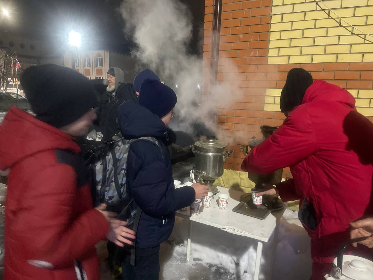 В Большекабанском поселении Лаишевского района состоялось открытие новогодней ёлки