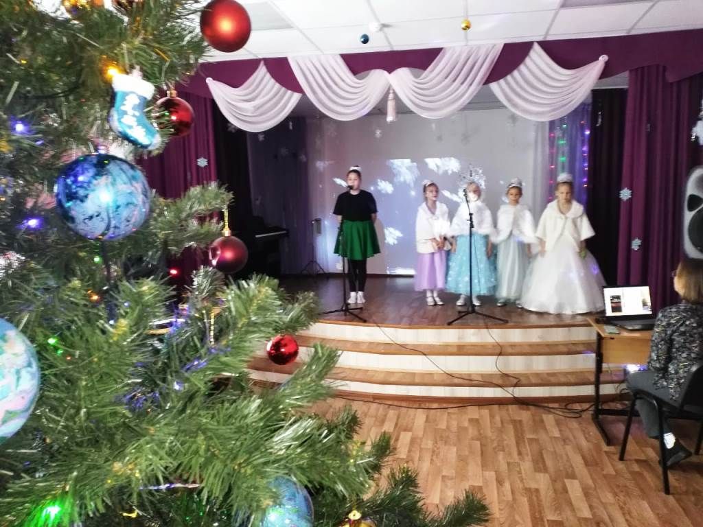 Глава Лаишевского района Ильдус Зарипов накануне Нового года посетил Лаишевский детский дом