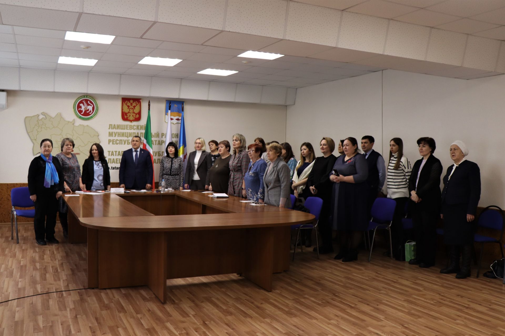 Онлайн-трансляция открытия Года педагога и наставника в РТ в Лаишеве