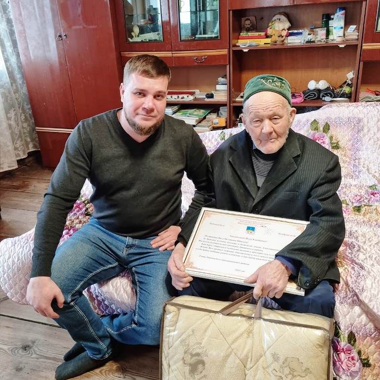 В Именьково чествовали труженика тыла Якупа Каюмовича Каюмова