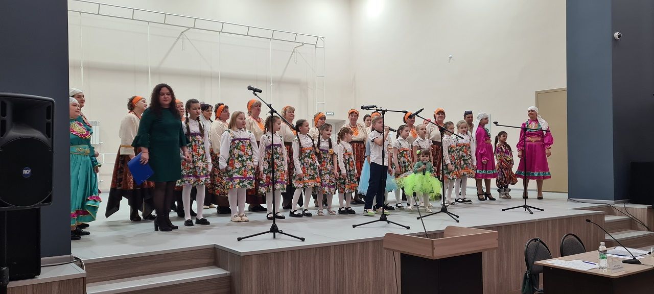 Лаеш ягының бай мәдәни дөньясы төрле милләт һәм дин вәкилләрен берләштерүгә ярдәм итә