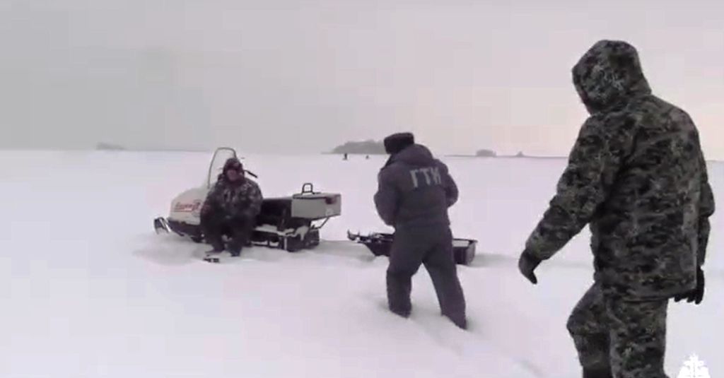 За выезд на лед на машинах сотрудники ГИМС выписали 11 штрафов