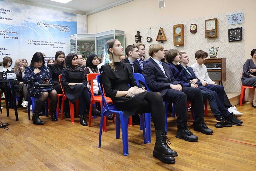 Состоялась встреча офицера со школьниками Лаишевской школы №2