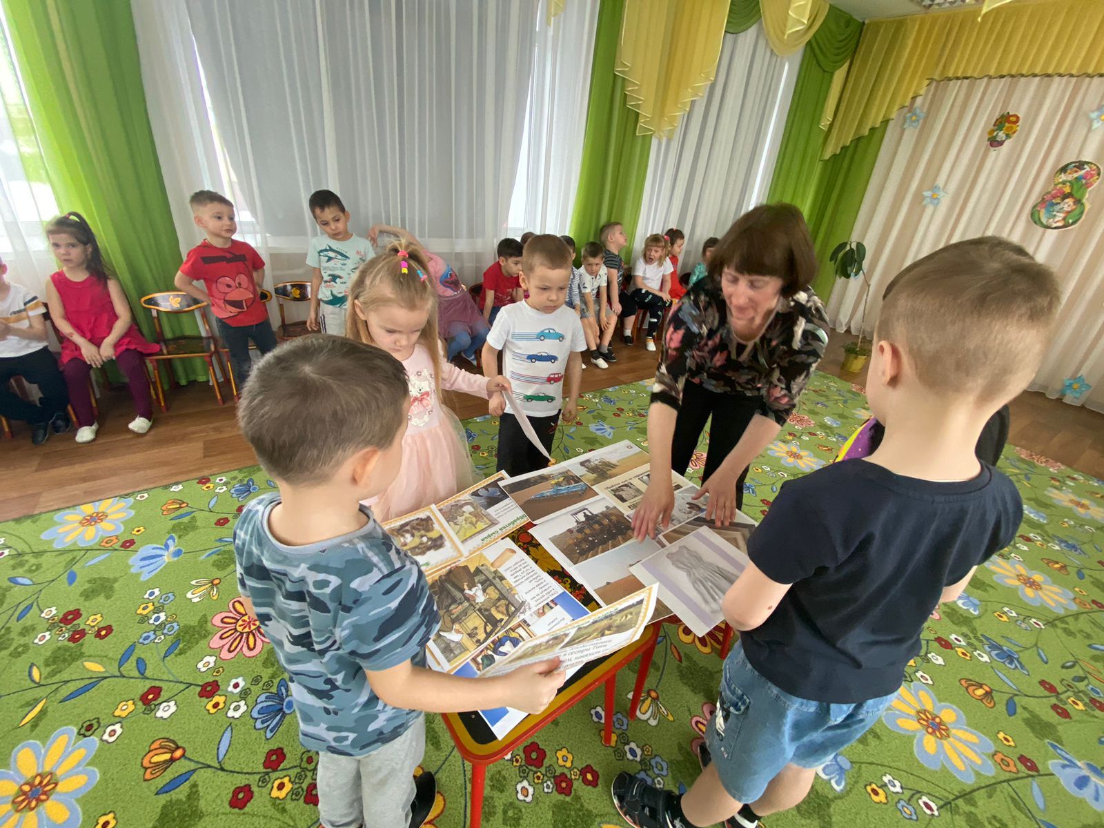 Лаишевские дошкольники учились добру вместе с героями сказок Ушинского