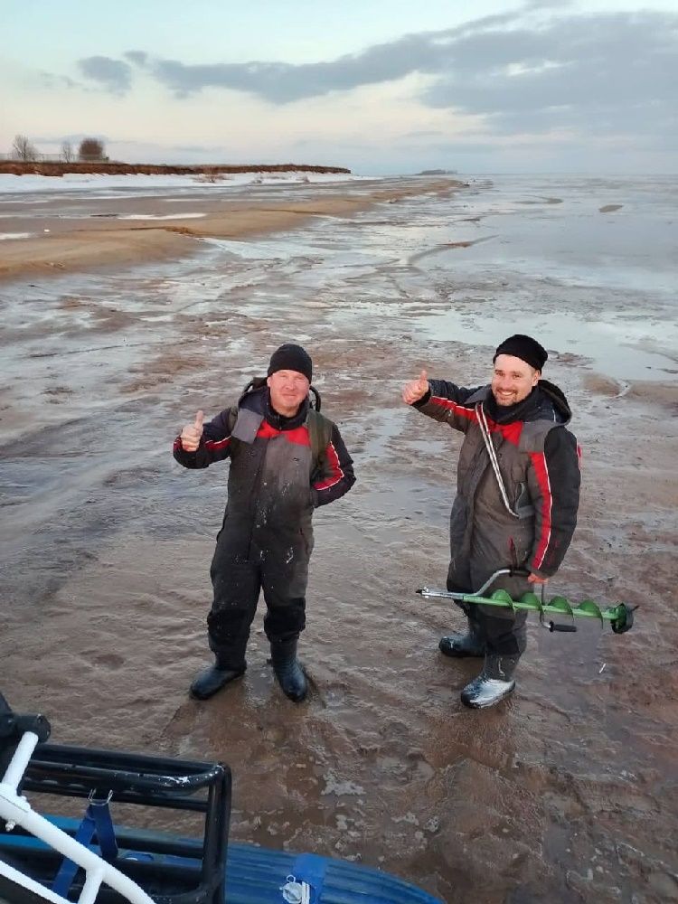 Сотрудники ГИМС спасли двух рыбаков в Лаишевском районе