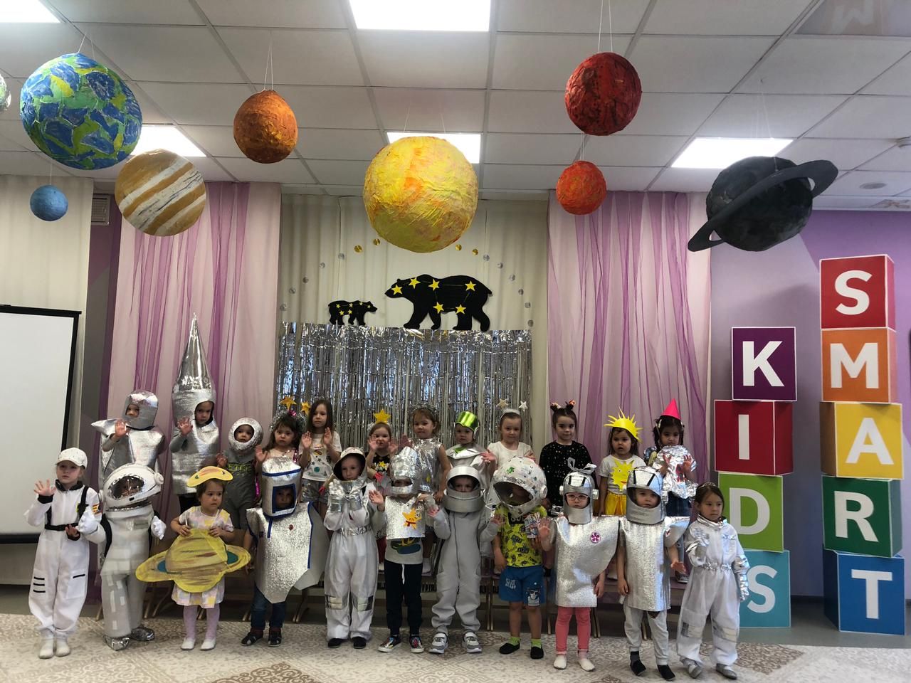 В детском саду «Умные дети» провели День космонавтики
