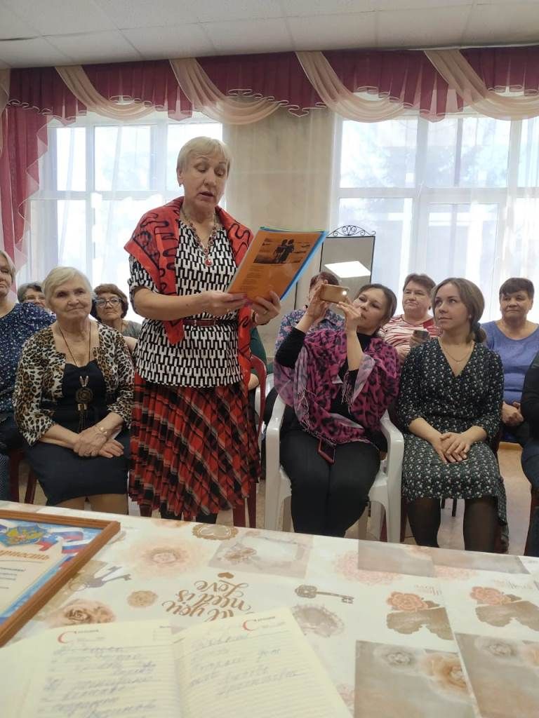 В Лаишеве в районном доме культуры читали стихи Любови Матвеевой