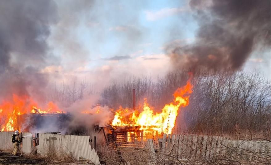 Сгорел дом в Лаишевском районе