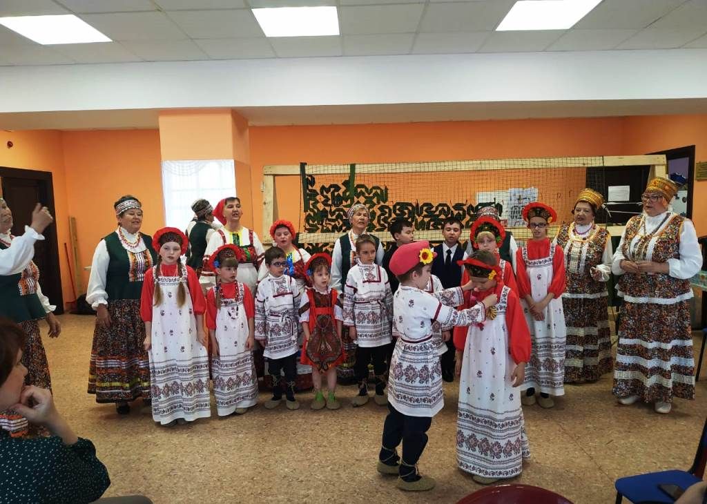 Народный фольклорный ансамбль «Берегиня» получил высокую награду