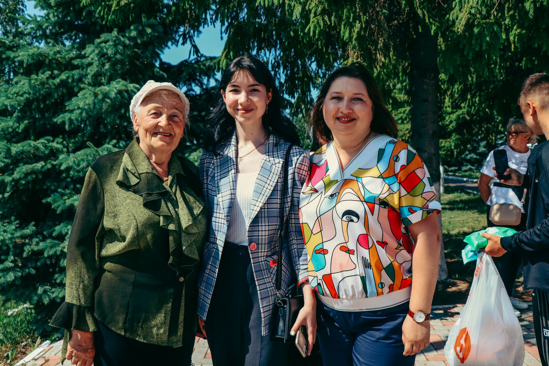 Прозвенел Последний звонок в Лаишевской школе №2