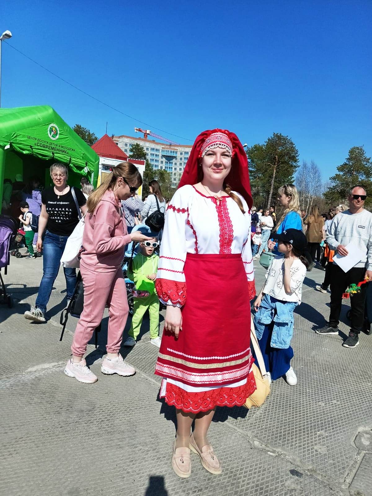 Казанские артисты выступали в ЯНАО на Сабантуе в г. Губкинский