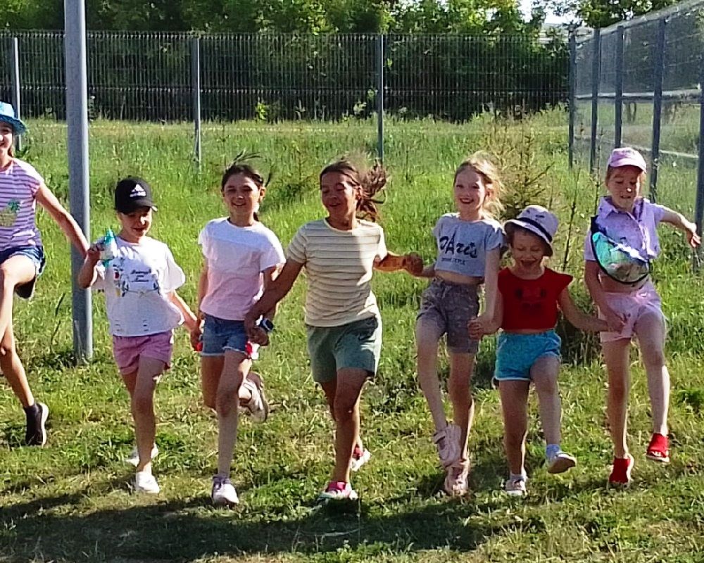 В Лаишеве ТОС и волонтеры провели для детей Сабантуй «Ура! Каникулы!»