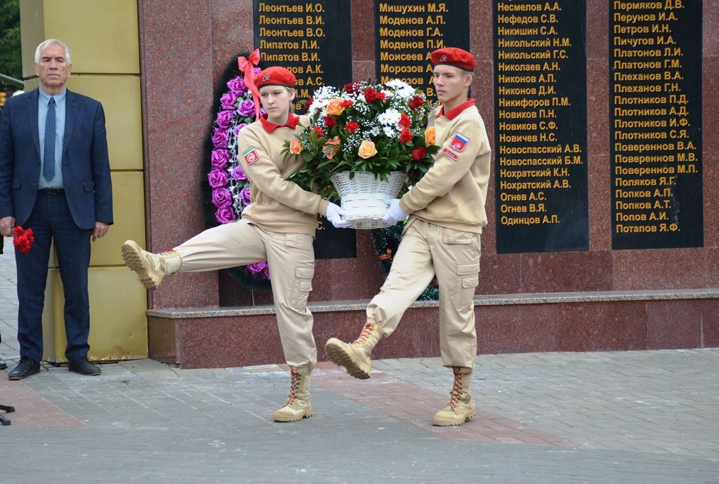 В День памяти и скорби лаишевцы почтили минутой молчания павших в Великой Отечественной войне