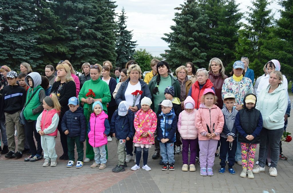 В День памяти и скорби лаишевцы почтили минутой молчания павших в Великой Отечественной войне