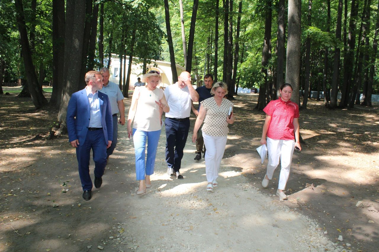 Руководитель Роспотребнадзора по РТ посетила лаишевский лагерь «Липки»