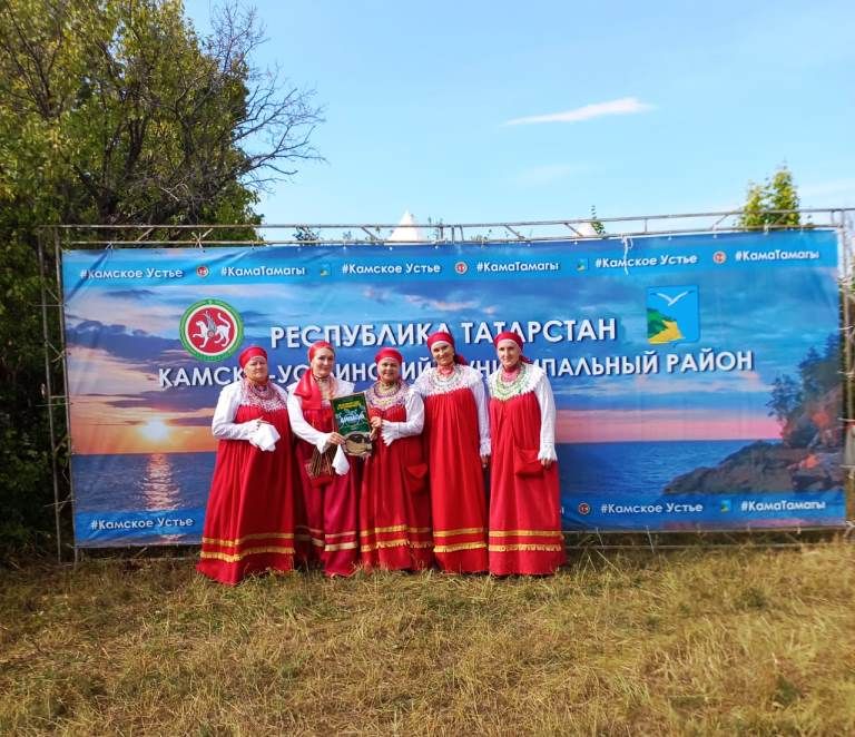 Никольский ансамбль «Каравон» успешно выступил в двух фестивалях