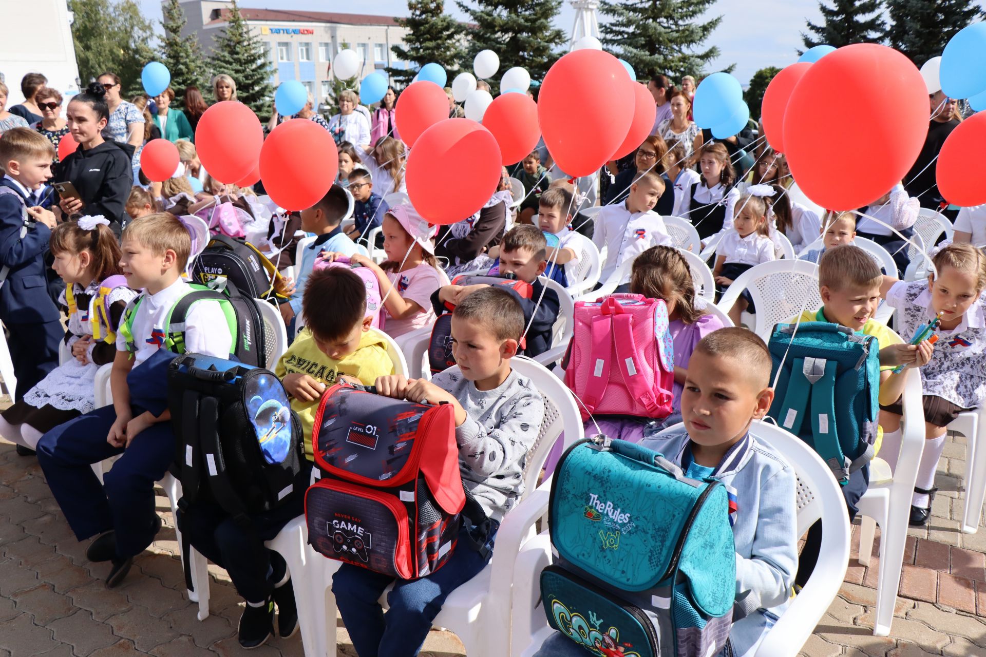 В Лаишевском районе Татарстана прошла благотворительная акция «Помоги собраться в школу»