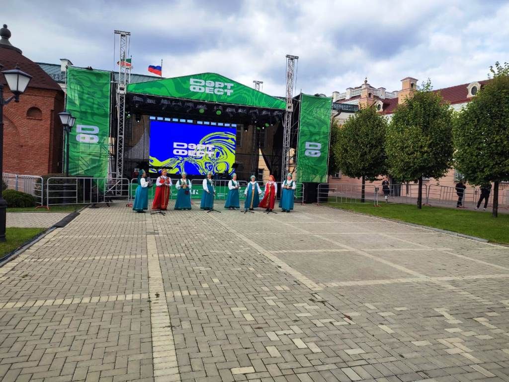 Ансамбль «Березка» Нармонского СДК участвовал в республиканском празднике «Играй, гармонь!»
