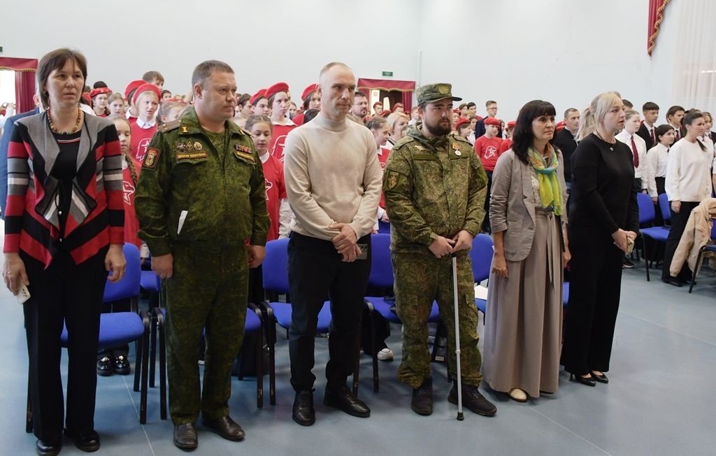 В Юнармию вступили более 150 школьников, лицеистов и гимназистов