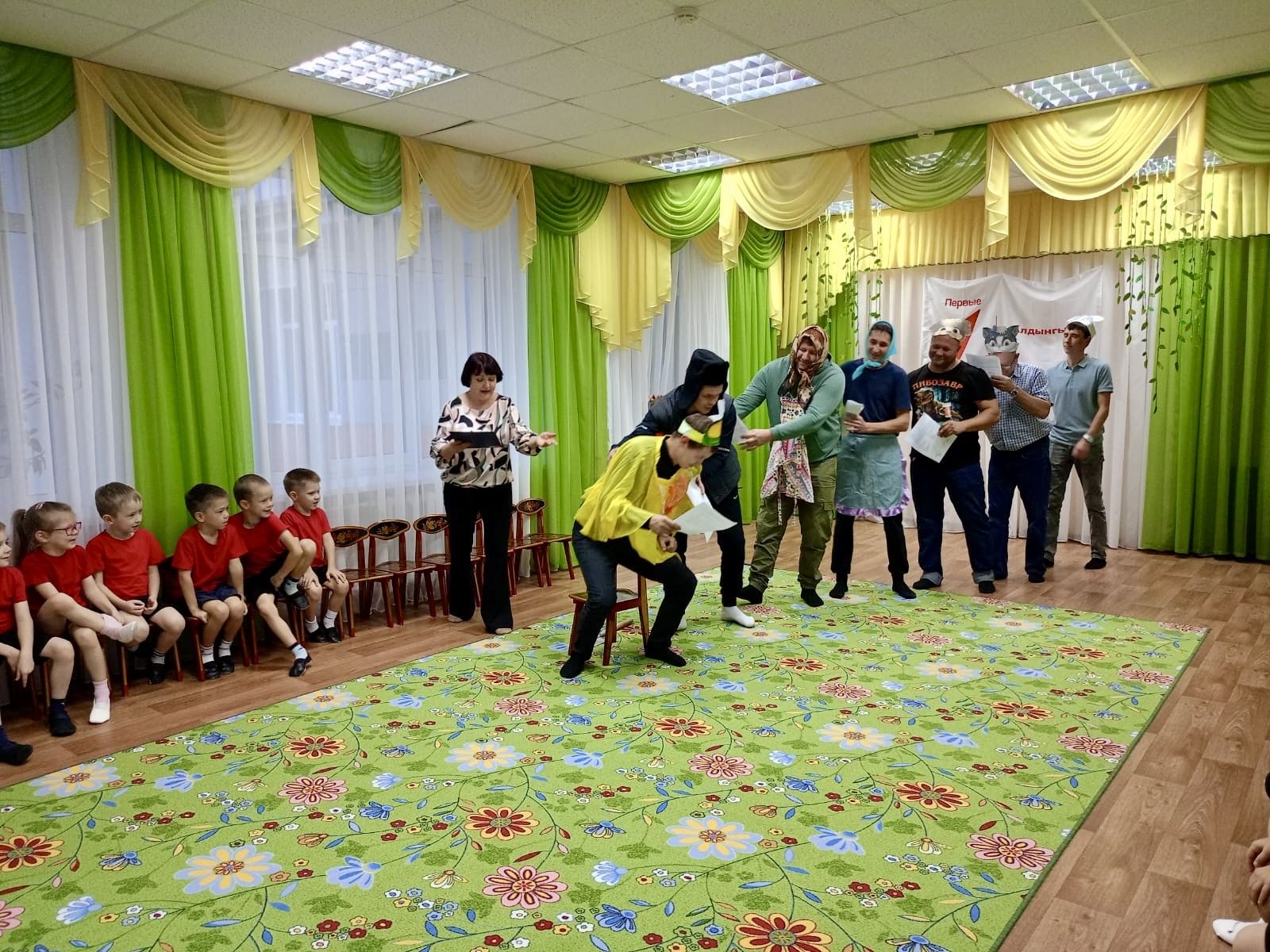 Лаишевские дошкольники соревновались вместе с папами