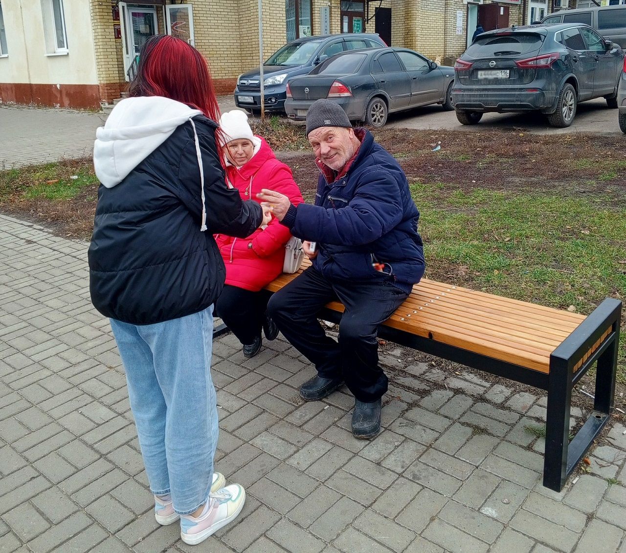 На лаишевских улицах прошла акция по борьбе с табакокурением