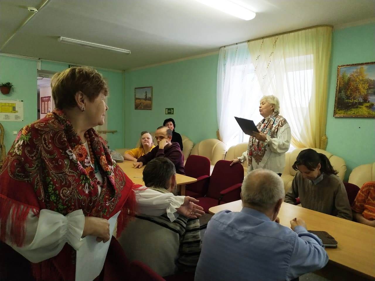 Предновогодняя поездка лаишевских волонтеров в дом престарелых и инвалидов