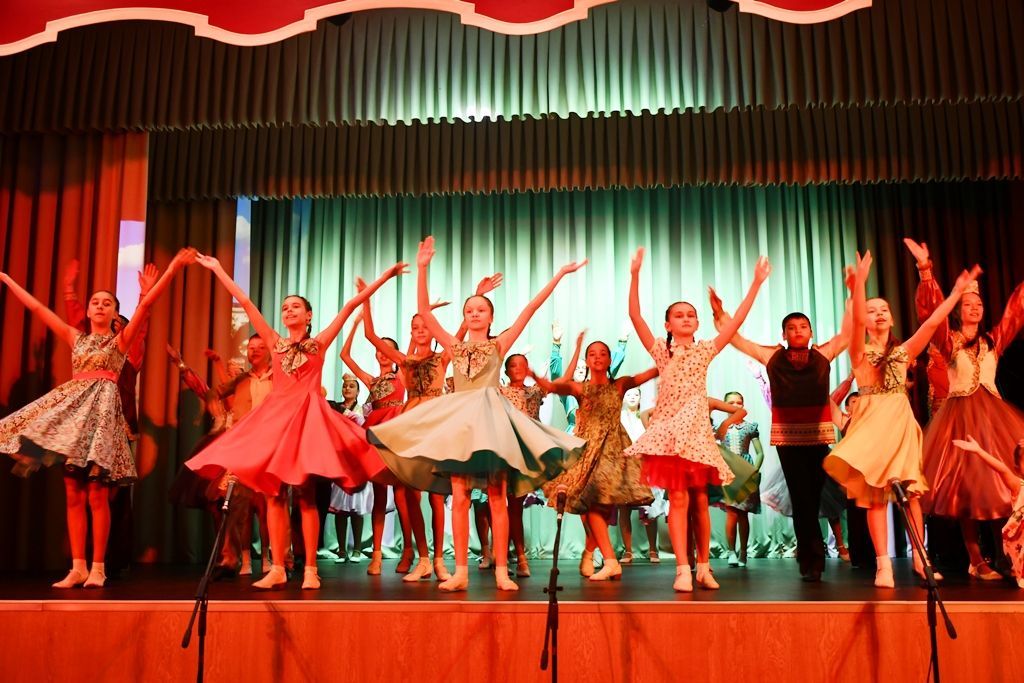 Лаеш шәһәренең балалар сәнгать мәктәбе юбилеен билгеләп үтте