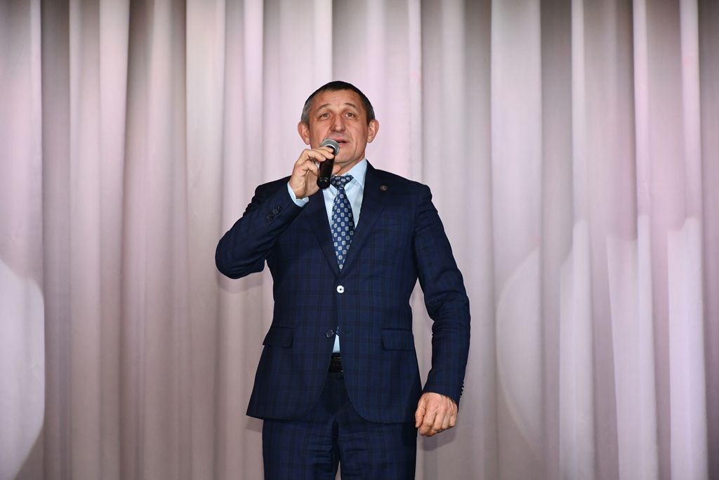 Лаеш шәһәренең балалар сәнгать мәктәбе юбилеен билгеләп үтте