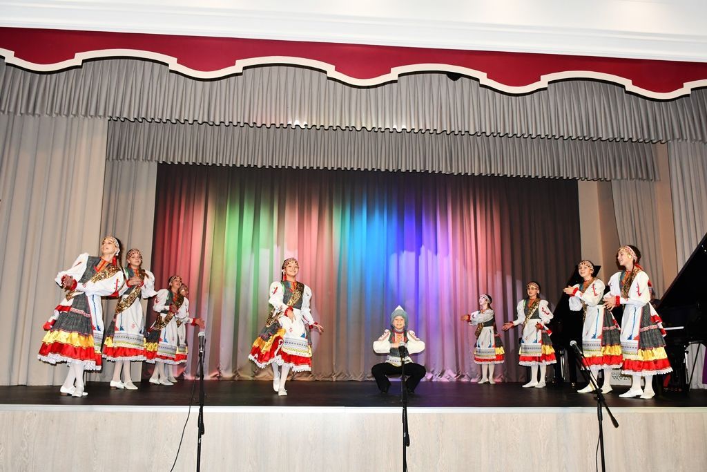 Лаеш шәһәренең балалар сәнгать мәктәбе юбилеен билгеләп үтте