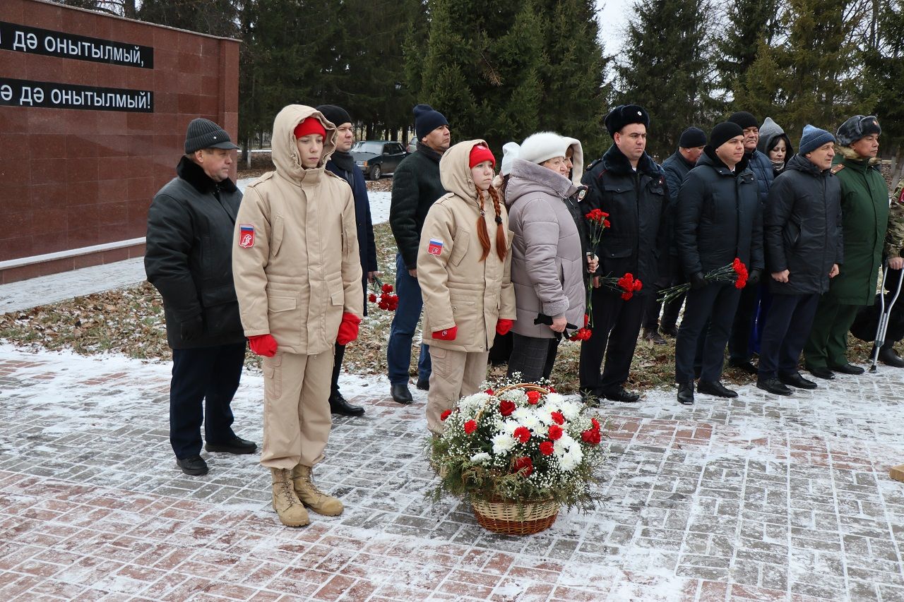 Лаишевцы почтили память Героев Отечества