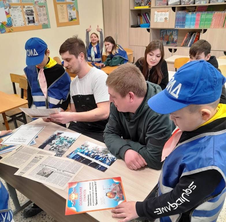 «Мы — история ЮИДа» -  в Кирбинской школе встретились два поколения юидовцев