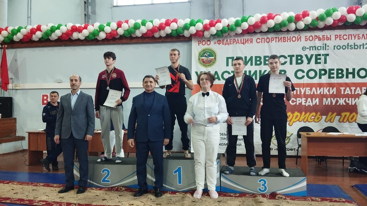 Богатый урожай медалей собрали сумоисты Лаишевского района на первенстве РТ