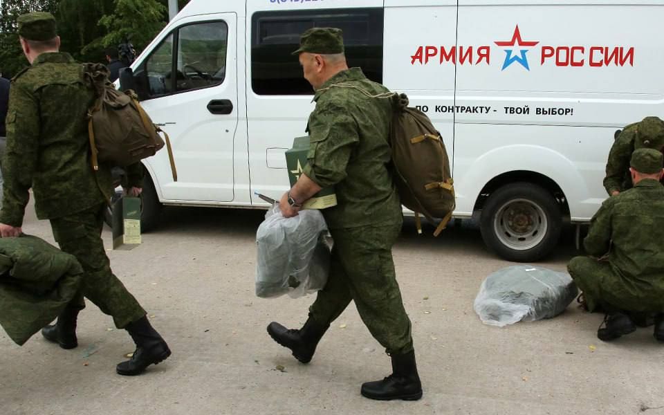 Военкомат РТ: ежемесячные денежные выплаты контрактникам положены во время обучения