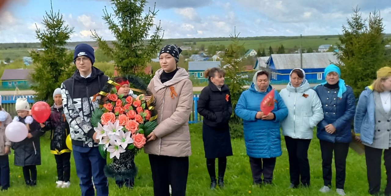 В селе Татарский Янтык Лаишевского района почтили память участников ВОВ