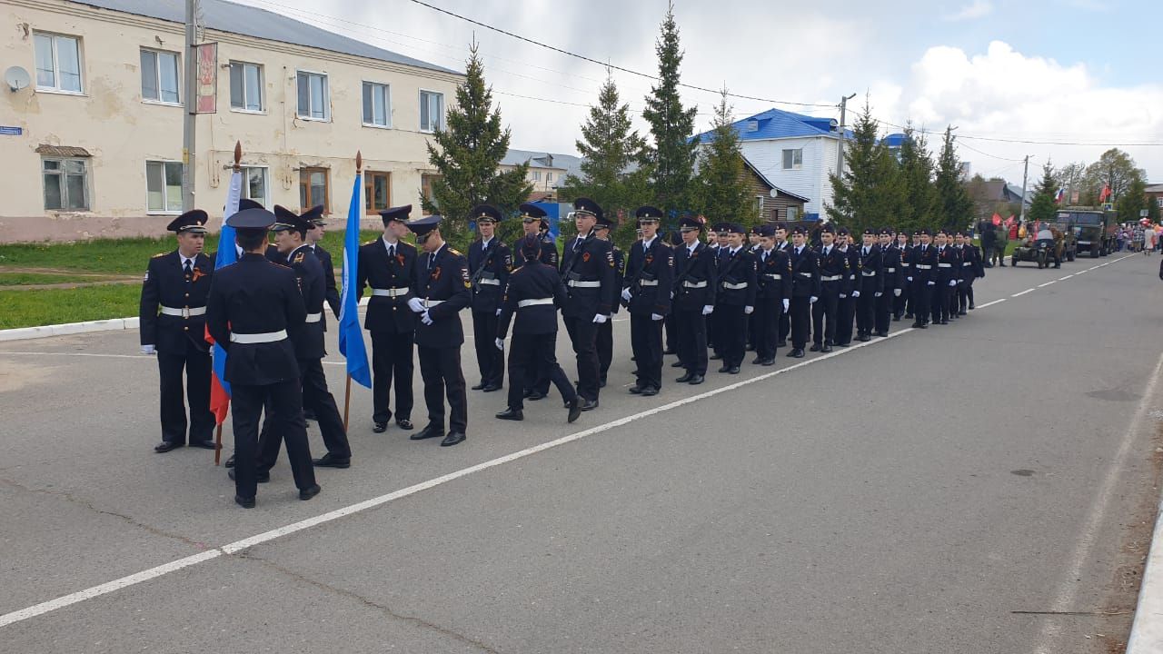 На митинге в лаишевском парке Победы почтили память погибших защитников Родины