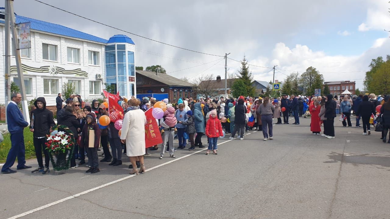 На митинге в лаишевском парке Победы почтили память погибших защитников Родины