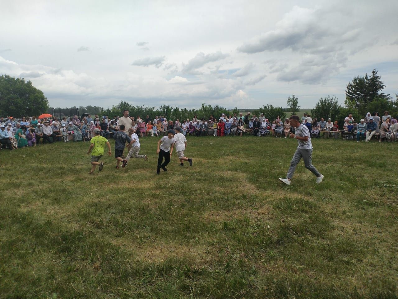 В Пелево на Сабантуе чествовали семейные пары