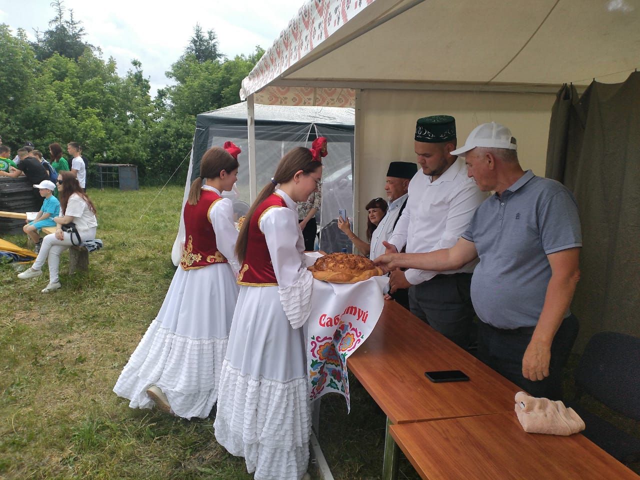 В Пелево на Сабантуе чествовали семейные пары