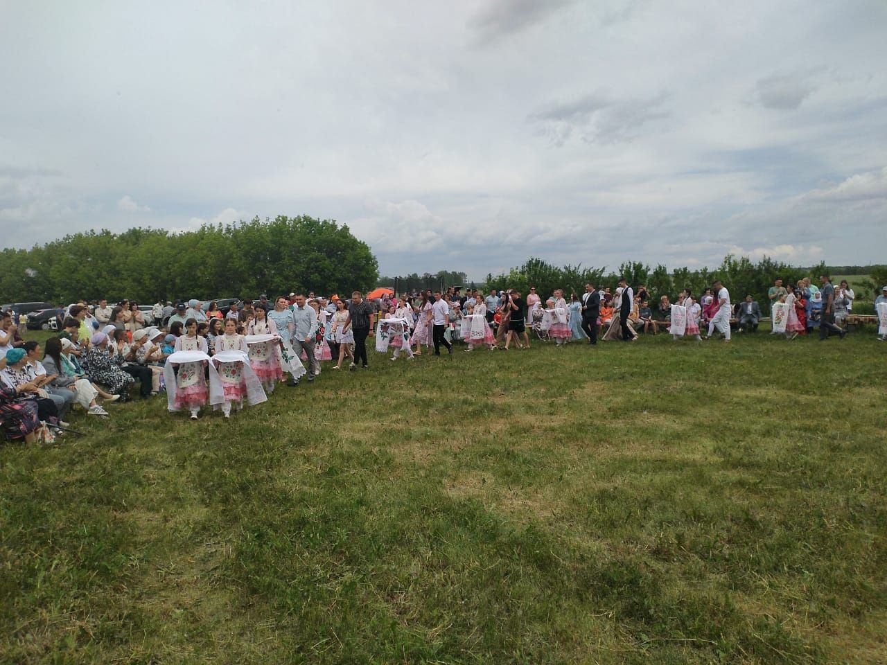 В Пелево на Сабантуе чествовали семейные пары