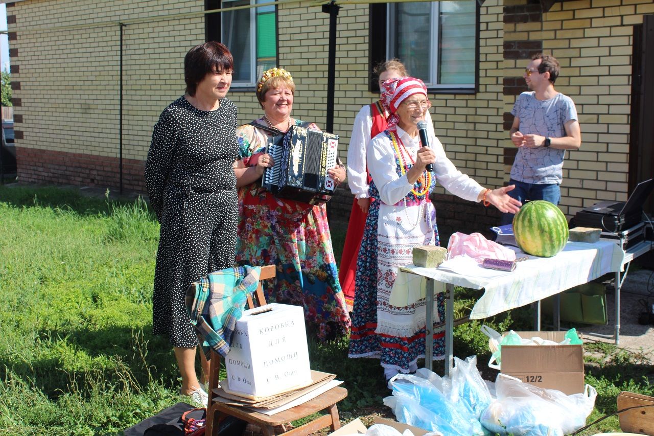 Жители лаишевской улицы Пролетарская отметили свой праздник