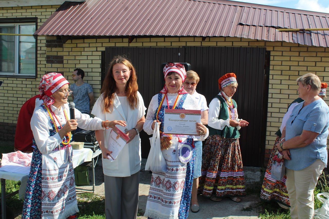 Жители лаишевской улицы Пролетарская отметили свой праздник