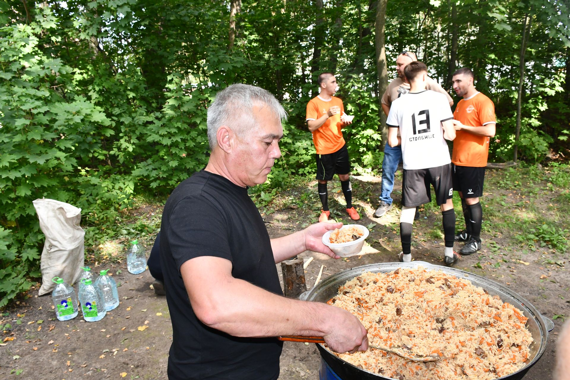 Переходящий футбольный кубок Mr. Ricco уехал в Столбище