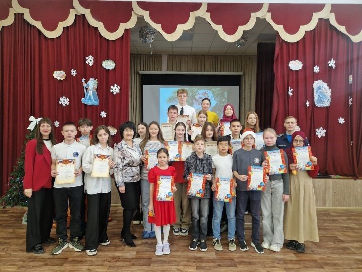 Лаеш районында олимпиадаларда җиңүчеләрне һәм призерларны котладылар