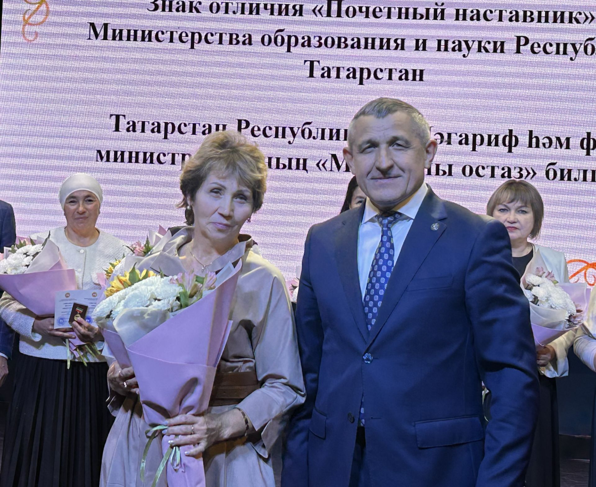 В Лаишевском доме культуры отметили День учителя